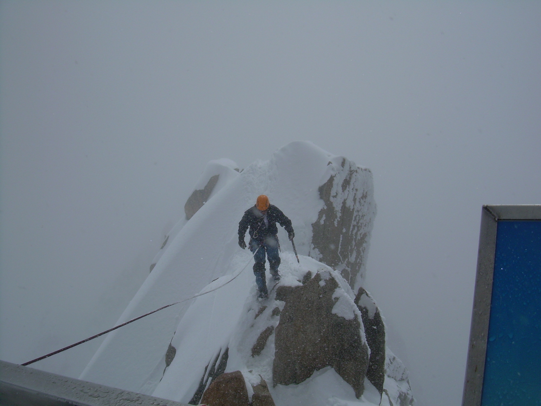 Don sprints to the finish, Cosmiques Arete.JPG